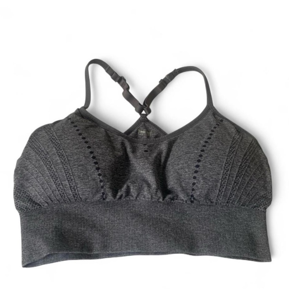 💕 Profit Grey seamless racerback sports bra size small athletic gym intimate